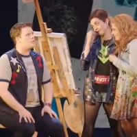 VIDEO: Grey Henson And the Cast of MEAN GIRLS Perform 'Stop'