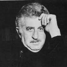 Héctor Azar, Promotor De Espacios Y Proyectos Escénicos De Las Nuevas Generaciones