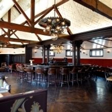 BWW Review: TAVERN ON THE GREEN – An Outstanding Dining Destination that Always Ple