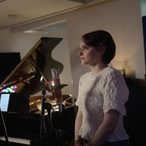 Video: Richard Carson and Lauren Jones Perform 'Through the Night' From…