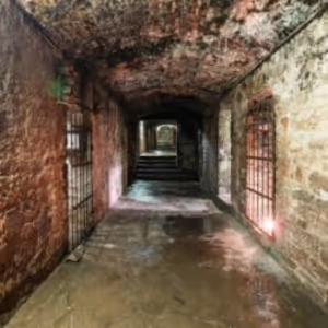 EDINBURGH 2023: Review: THE VAULTS TOUR, Auld Reekie Tours