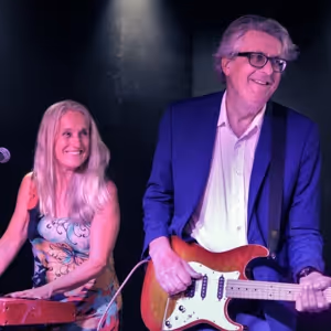 British/American Acid Blues Band Bees Deluxe Launches Album at The Shrine
