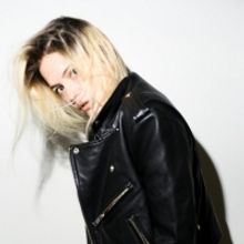 Alison Mosshart Releases Solo Debut Single 'Rise' with Self-Made Video