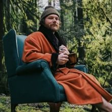 Far Lands Share New Single 'Oh, Molly'