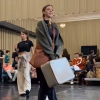 VIDEO: Inside Rehearsals for Polish Non-Replica Production of WICKED Video