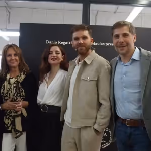 Photos: beon. Entertainment presenta EL TIEMPO ENTRE COSTURAS en Barcelona
