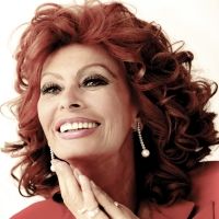Sophia Lorens Returns to Stage with New Tour