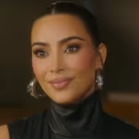 Robin Roberts Interviews Kim, Khloe and Kourtney Kardashian & Kris Jenner for an ABC…