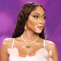 VIDEO: Winnie Harlow Takes Jennifer Hudson to Modeling School on THE JENNIFER HUDSON…