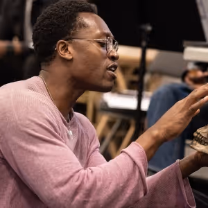 Photos: See Ato Blankson-Wood, Solea Pfeiffer & More in Rehearsals for HAMLET at…