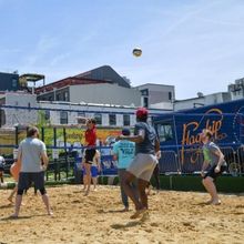 FOX HOSPITALITY GROUP ANNOUNCES BK BACKYARD BAR