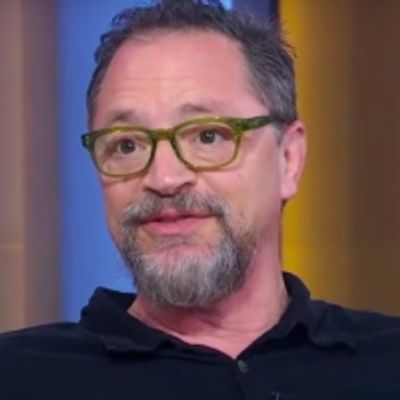 Video: Joshua Malina Reveals Why Starring in LEOPOLDSTADT is 'Meaningful' to Him on GMA3