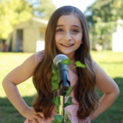 TV: Watch MRS. DOUBTFIRE's Tiniest Star, Lily Tamburo, in New Music Video- 'Middle of a Moment'