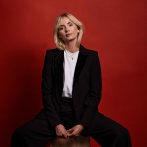 Interview: "The Play is So Human"; Actor Sophie Melville on Imposter Syndrome…