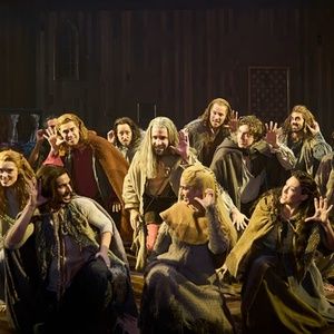 LOS PILARES DE LA TIERRA celebra 400 funciones en Madrid en su temporada de despedida