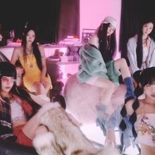 LE SSERAFIM Releases Third Mini-Album 'Easy'