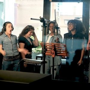 Video: SIX Releases 'Ex-Wives / SIX' Mash-Up in Spanish Ahead of Madrid Run