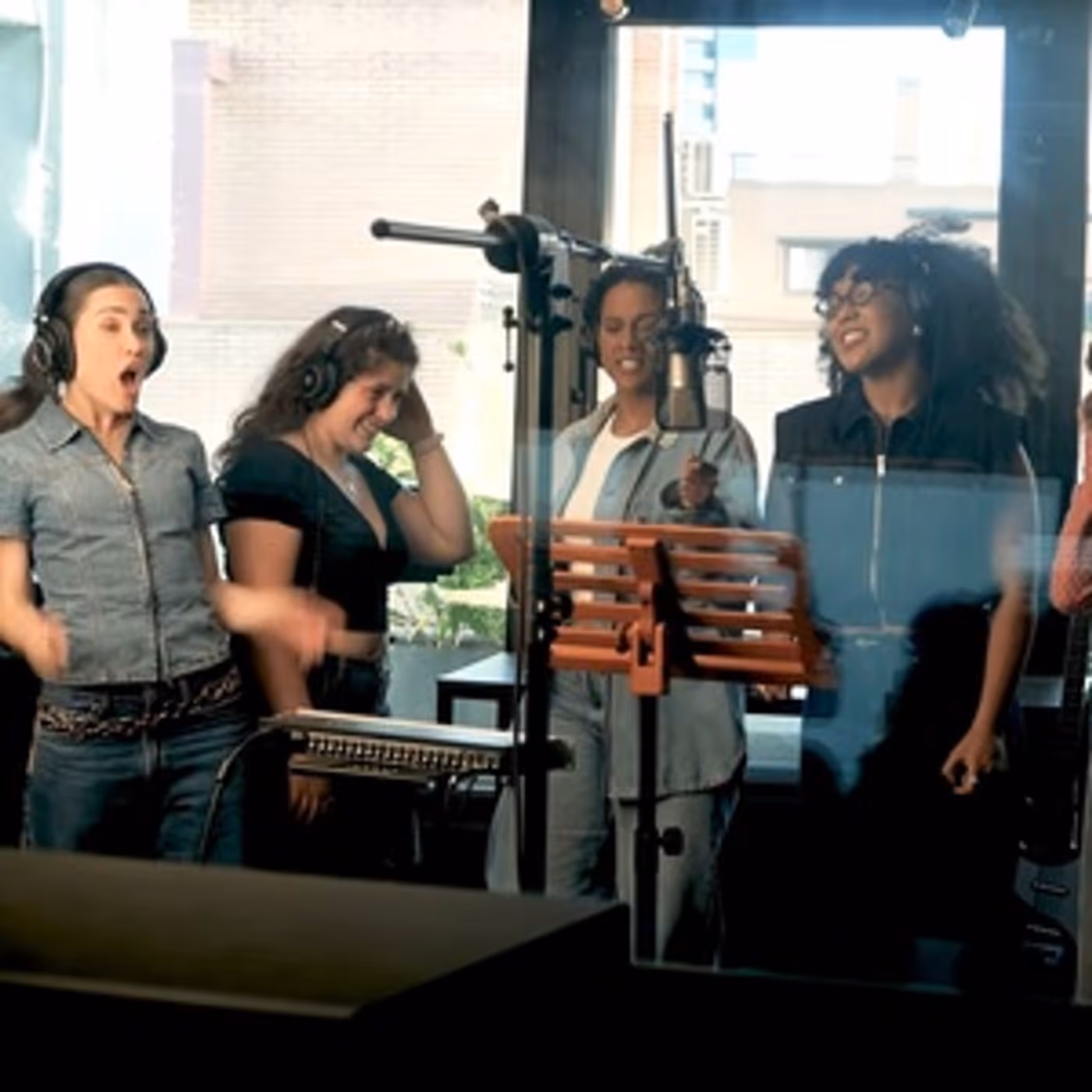 Wake Up With BroadwayWorld June 1, 2026- Inside SCHMIGADOON!'s Choreo and More Image