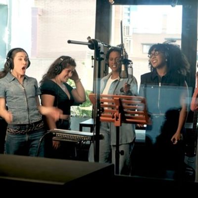 Video: SIX Releases 'Ex-Wives / SIX' Mash-Up in Spanish Ahead of Madrid Run