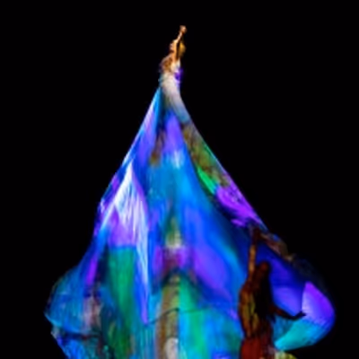 Review: MOMIX - ALICE at Van Wezel
