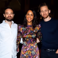 TV: Tom Hiddleston, Zawe Ashton & Charlie Cox Get Ready for Their Broadway Debuts in…