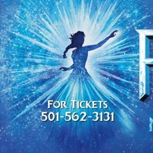 Review: DISNEY'S FROZEN: THE BROADWAY MUSICAL at Murry's Dinner Playhouse in Little…