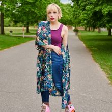 Music Video Review: Lauren Marcus A Mistress Of Disguise In SKINNY AND BLONDE Video