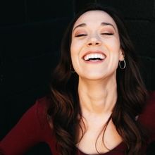 Interview: Mackenzie Zielke of ESCAPE TO MARGARITAVILLE at Omaha Community Playhouse