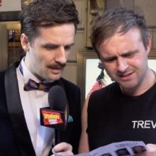 Video: Stars Walk the Red Carpet for Opening Night of PETER PAN GOES WRONG