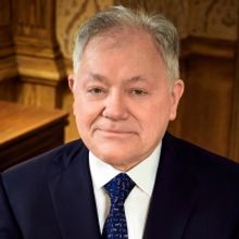 Robert E. Wankel to Receive 2022 Isabelle Stevenson Tony Award