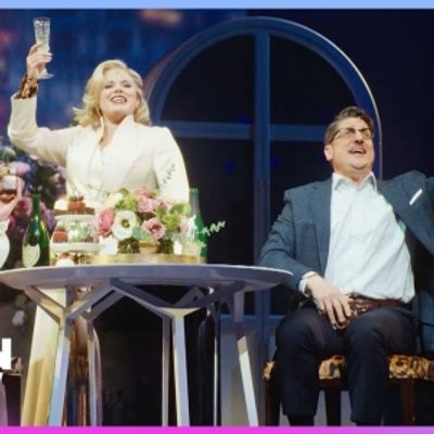 Video: DEATH BECOMES HER Cast Performs 'Tell Me Ernest' on KELLY CLARKSON