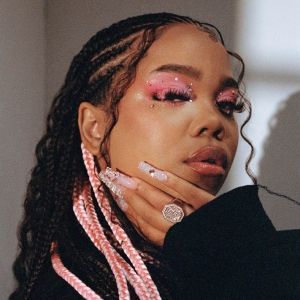 Zoe Wees Releases New Single 'Lighting'
