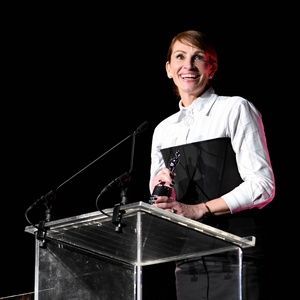 Julia Roberts, Peppermint and More Join RISE UP, SING OUT: A CONCERT FOR THE FIRST…
