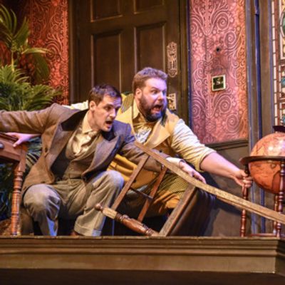THE PLAY THAT GOES WRONG Makes Its Philippine Premiere