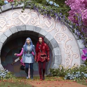 Video: Red and Chloe Are Back in DESCENDANTS: WICKED WONDERLAND Teaser