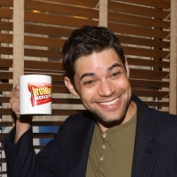 Wake Up With BWW 11/5: IAN MCKELLEN ON STAGE Performs One Night Only on Broadway, and Photo