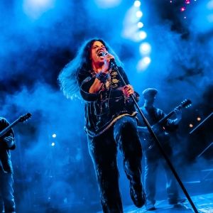 Review: A NIGHT WITH JANIS JOPLIN THE MUSICAL, Peacock Theatre