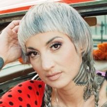 Y La Bamba Shares 'Dibujos De Mi Alma'