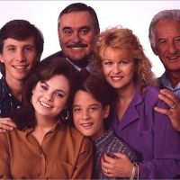 The Cast of MR. BELVEDERE Reunites Via Zoom For Fans