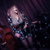 BWW Review: Andrea Bell Wolff's ADVENTURES IN VEGAS at Don't Tell Mama Puts It All…