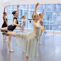 POINTE LIVE Classes & Conversations to Offer Free NYC Dance Day Raffle