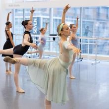 POINTE LIVE Classes & Conversations to Offer Free NYC Dance Day Raffle