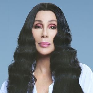 Photo: Cher Unveils Christmas Album Cover; Get a First Listen