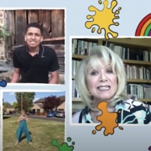 VIDEO: Elaine Paige and the Young Voices of The Children's Trust Perform 'Sing a Rainbow' - Broadway Theater Video