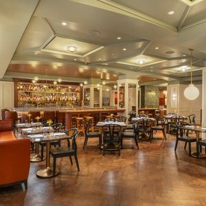 Review: The Parliament in Midtown Makes a Charming Debut