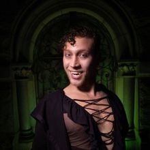 DRACULA: A Comedy Of Terrors Comes to the Ringwald in June