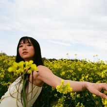 Sarah Kinsley Unveils New Single 'Starling'