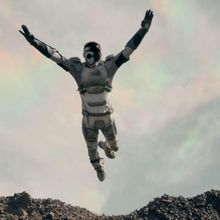 Video: Apple TV+ Shares MURDERBOT Episode 9 Sneak Peek Clip