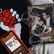 BWW Blog: Jukebox Musicals and the Danger of Gatekeeping