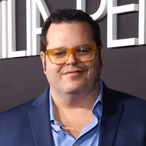 Josh Gad Joins the Cast of OCEAN'S 11 Prequel Film Video